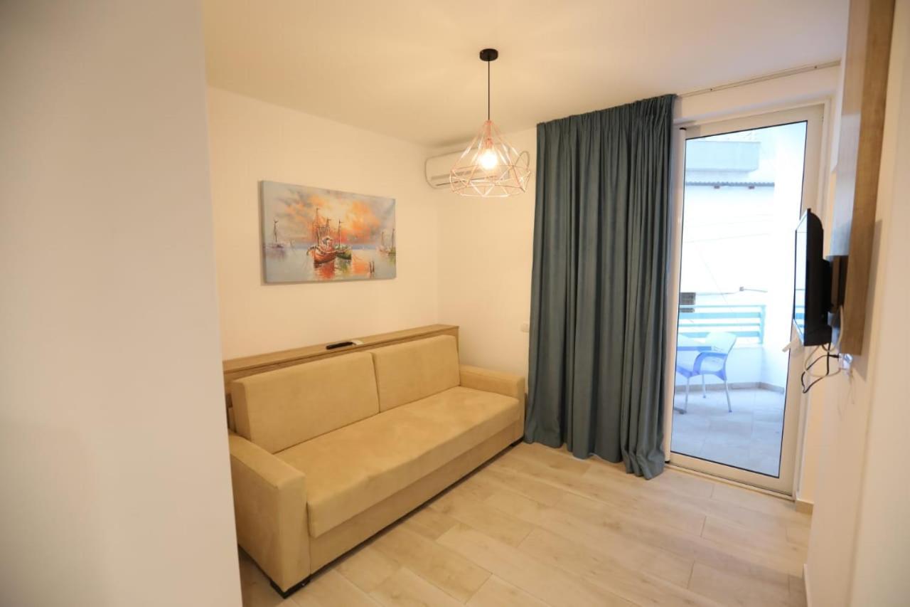 Apart-Hotel Alvi ساراندا المظهر الخارجي الصورة